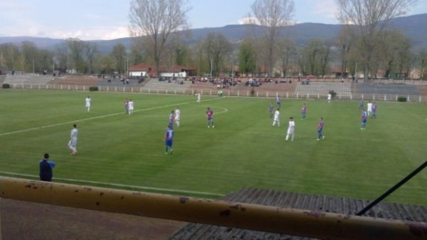 Kad sudija Stajić igra za "prvaka", Srpska liga "Istok"