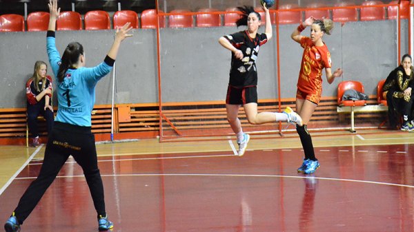 Radnički sigurnom igrom do novih bodova, Play Out