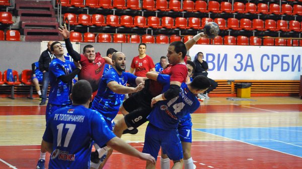 Radnički rutinski sačuvao lidersku poziciju, Super B liga Istok-Zapad