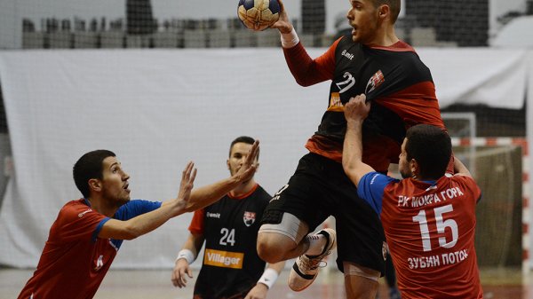 Pobeda za oproštaj od Jezera, Super B liga Istok-Zapad