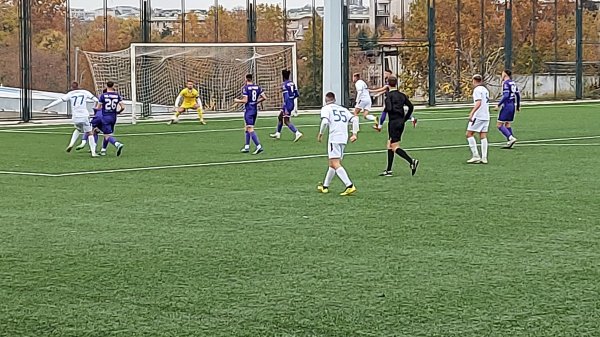 Rapsodija ljubičastih iza juga "Marakane", Prva liga Srbije