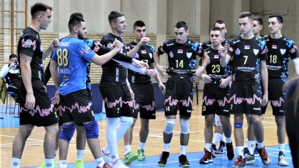 Odbojkaši Bečeja deklasirali Loznicu pod Gučevom, Prva B liga