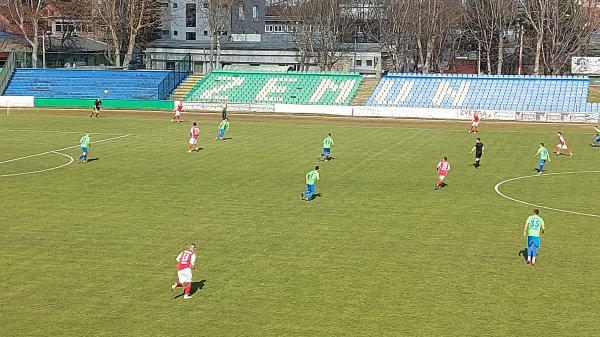 Zemun iako ravnopravan izgubio od Budućnosti, Prva liga Srbije