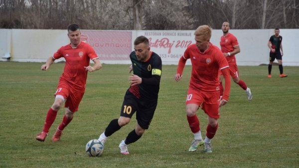Osrednja predstava na Vašarištu, Srpska liga Beograd