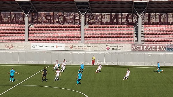 "Čarapani" se okliznuli na "Krovu", Linglong Superliga Srbije