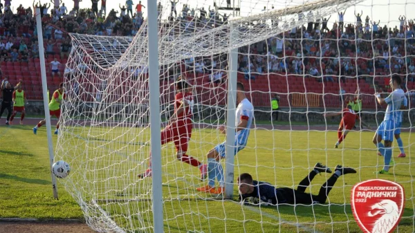 "Crveni" očerupali subotičke "golubove", Linglong Superliga Srbije