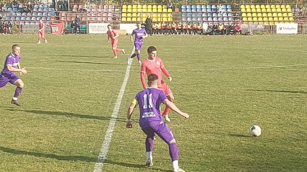 Radnički sa igračem manje odoleo na Novom Beogradu, Prva liga Srbije