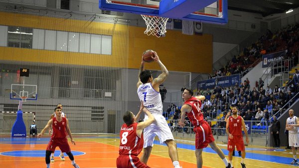 Kutlešić zaustavio Slogu, Košarkaška liga Srbije