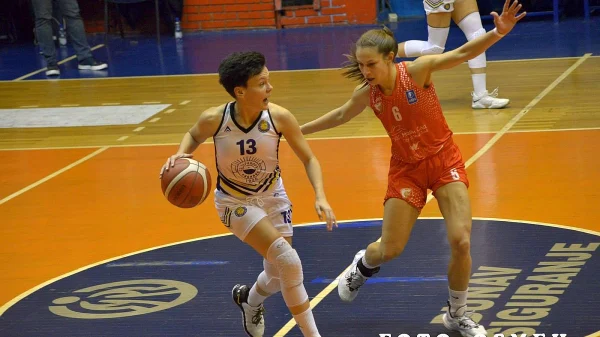Kakav derbi kraj Ibra!, Prva ženska liga Srbije