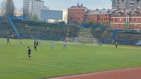 Romantika se vratila na Karaburmu, Srpska liga Beograd