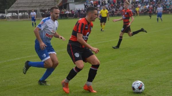 Komšijski derbi bez pobednika pred prepunim tribinama kraj "Skrobare", Srpska liga Vojvodina