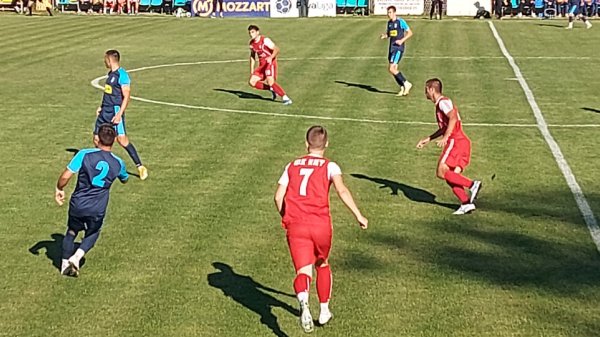Romantičari se gostili na Novom Beogradu, Srpska liga Beograd