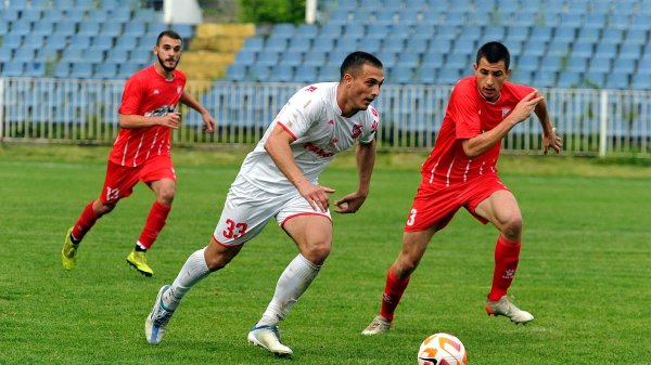 Luka Jovanić vodi "bele" ka opstanku, Srpska liga Zapad