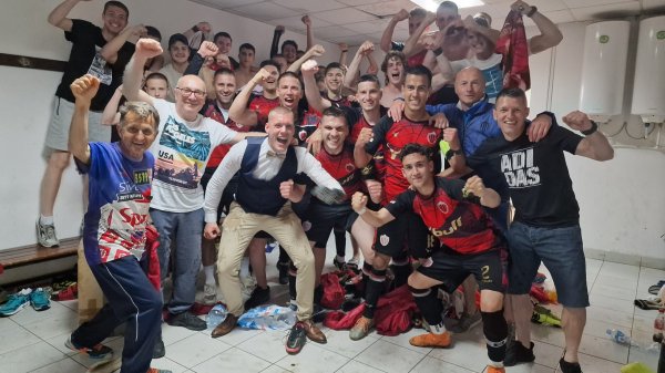 Veliko slavlje fudbalera i navijača na "Skrobari", Srpska liga Vojvodina