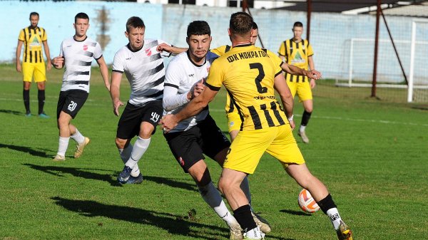 Milovanović dva puta glavom, Zona Šumadijsko-raška