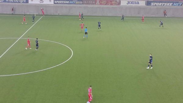 "Golubovi" visokoletači, preleteli stadion na krovu, Mozzart Bet Super liga Srbije