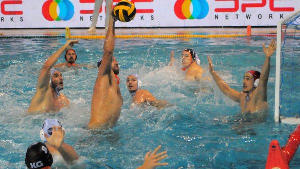 Poraz Radničkog na Novom Beogradu, RVL - Premier liga