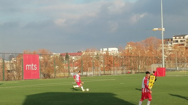 Kadeti Zvezde sa vrha čekaju proleće, Kadetska liga Srbije