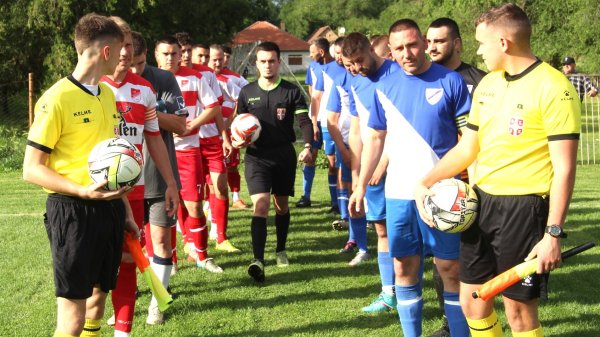 Opštinski derbi u Bačkom Petrovom Selu pripao domaćinu, MFL Bačka Topola - Mali Iđoš - Vrbas - Bečej - Srbobran
