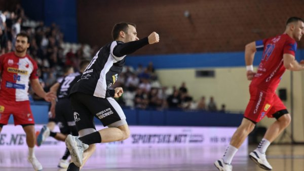 Crno-bele jedna pobeda deli od titule, SRL - Play Off