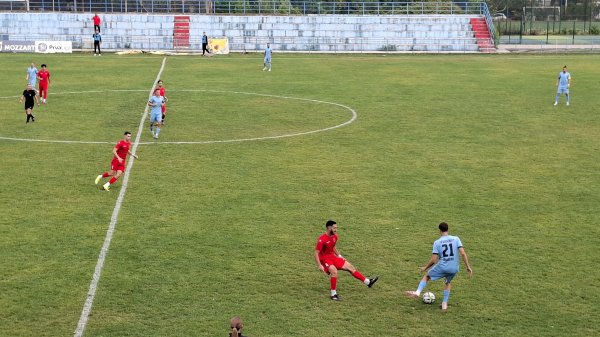 Radnički poklekao pred Dobanovčanima, Srpska liga Beograd